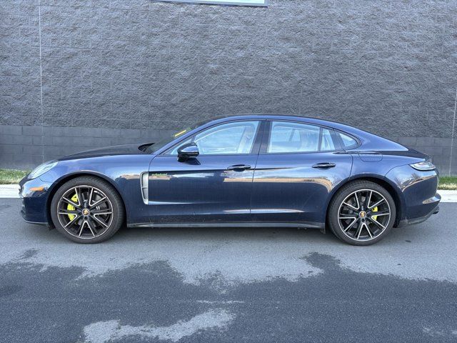 2023 Porsche Panamera E-Hybrid 4