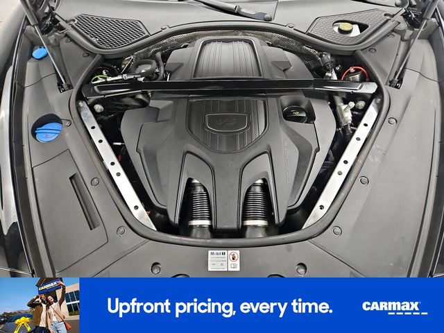 2023 Porsche Panamera 4 Platinum Edition