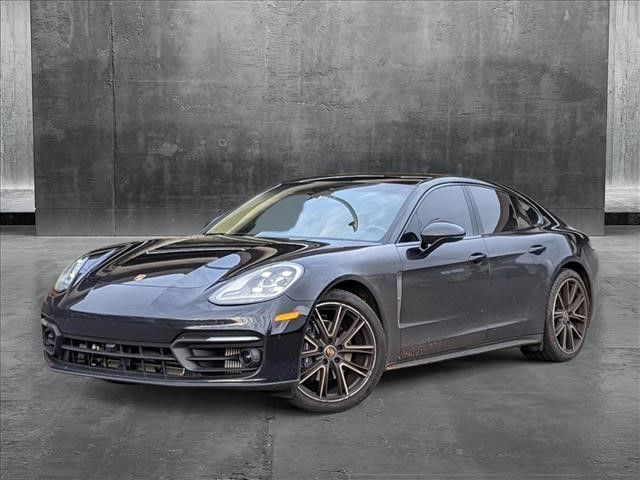 2023 Porsche Panamera 4 Platinum Edition