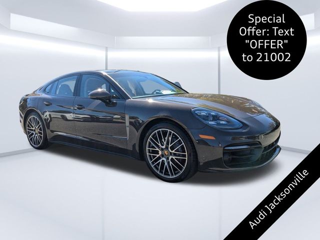 2023 Porsche Panamera 4