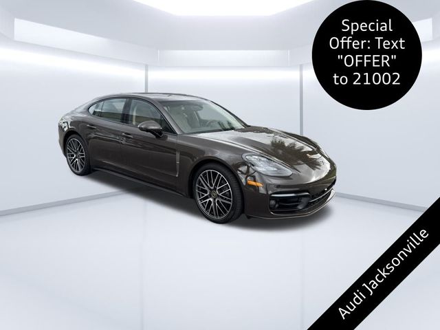 2023 Porsche Panamera 4 Platinum Edition