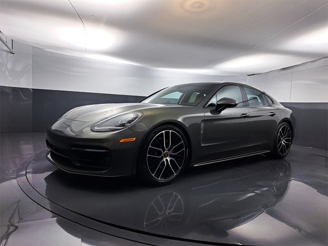 2023 Porsche Panamera Platinum Edition