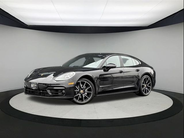 2023 Porsche Panamera 4 Platinum Edition