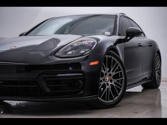 2023 Porsche Panamera 4 Platinum Edition