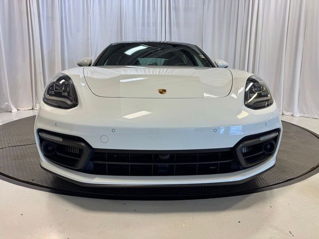 2023 Porsche Panamera 4 Platinum Edition