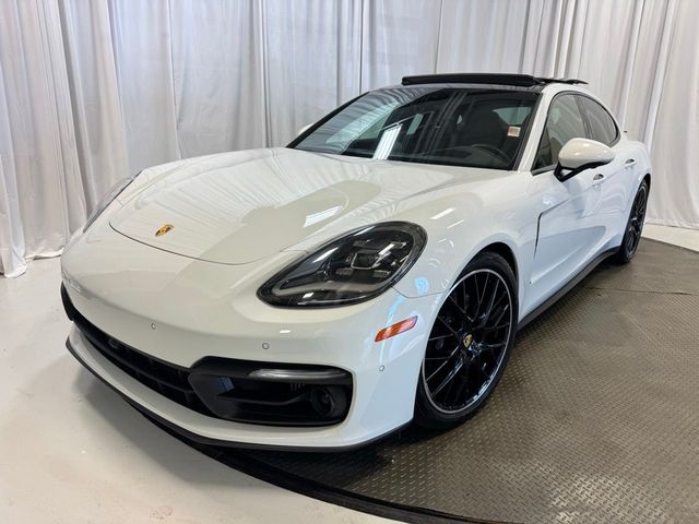 2023 Porsche Panamera 4 Platinum Edition