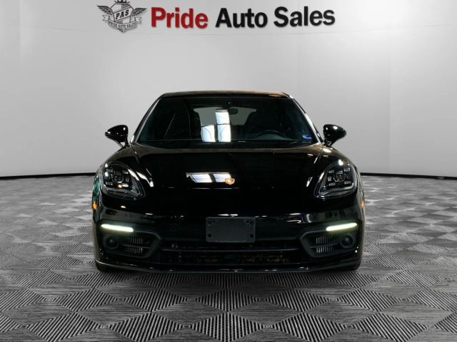 2023 Porsche Panamera 4
