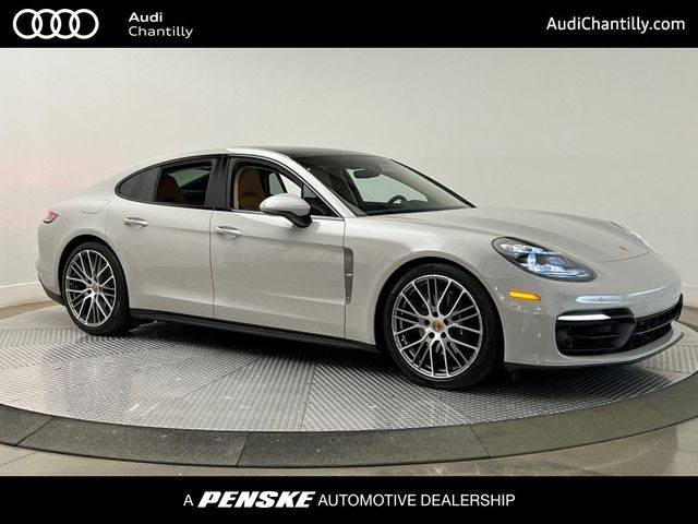 2023 Porsche Panamera Base