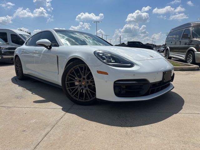 2023 Porsche Panamera Base