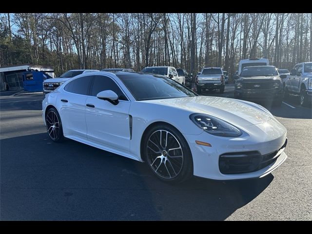 2023 Porsche Panamera Base