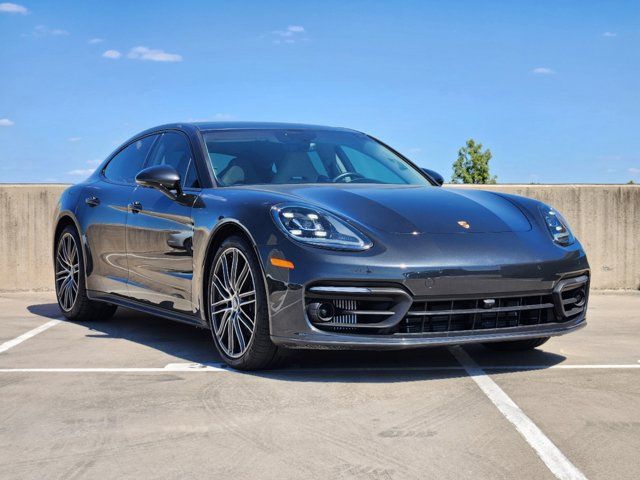 2023 Porsche Panamera Base