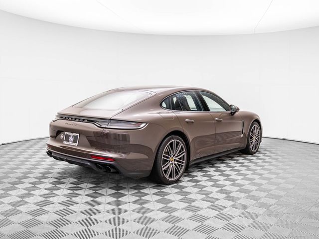 2023 Porsche Panamera 4 Platinum Edition