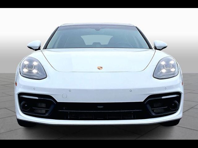 2023 Porsche Panamera Base