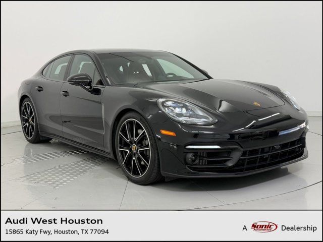 2023 Porsche Panamera 4 Platinum Edition