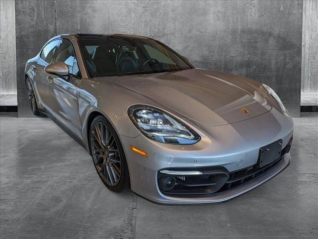 2023 Porsche Panamera Base