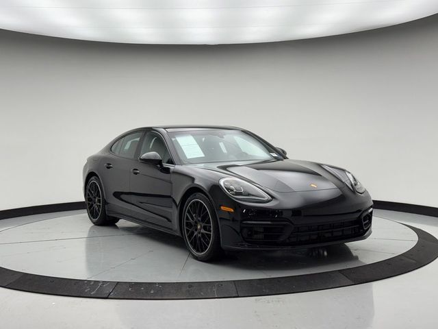 2023 Porsche Panamera Base