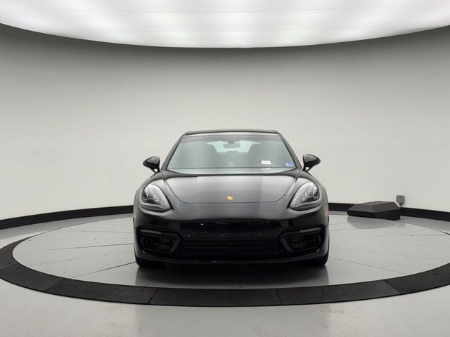 2023 Porsche Panamera Base