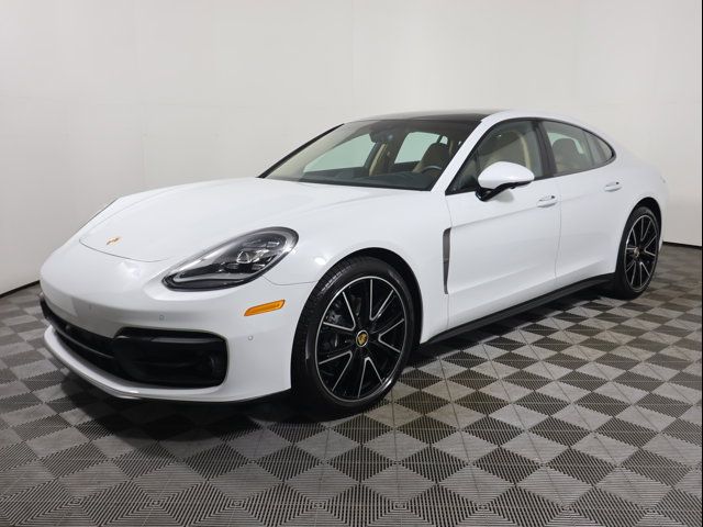 2023 Porsche Panamera 