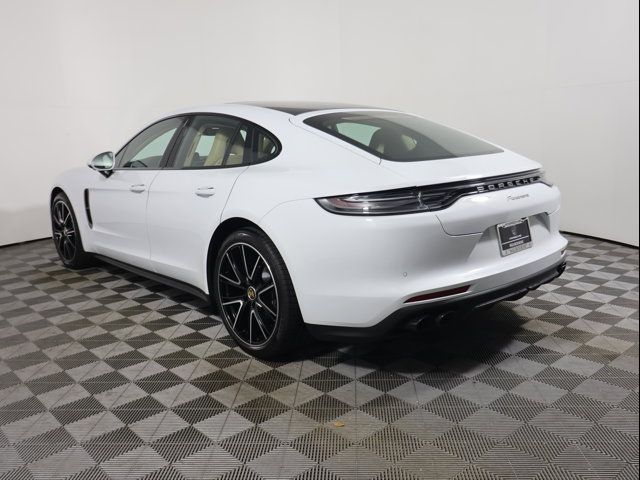 2023 Porsche Panamera 