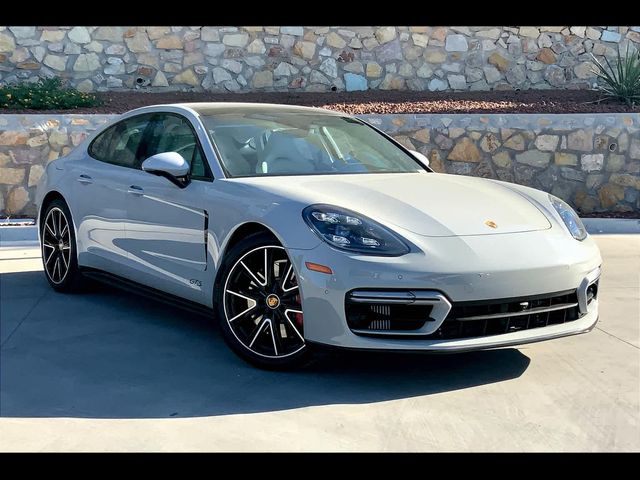 2023 Porsche Panamera GTS