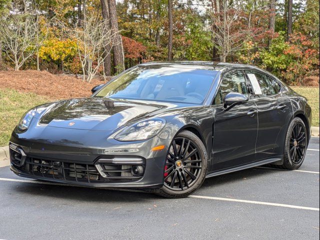 2023 Porsche Panamera GTS