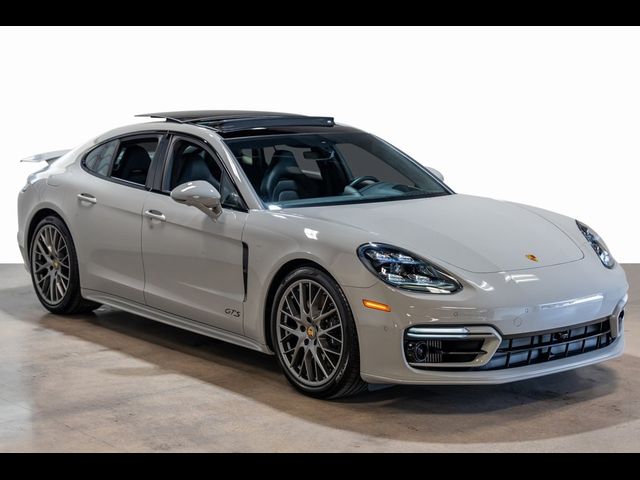 2023 Porsche Panamera GTS