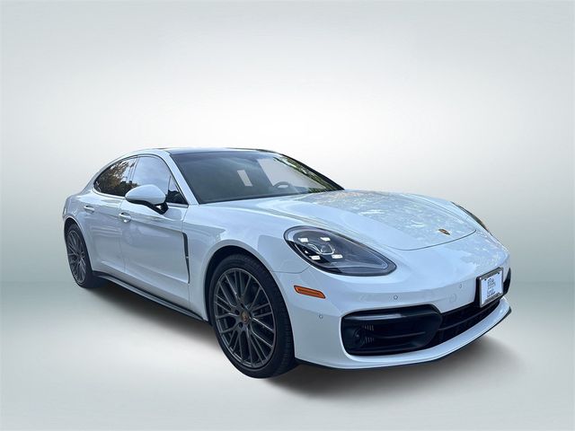 2023 Porsche Panamera 4