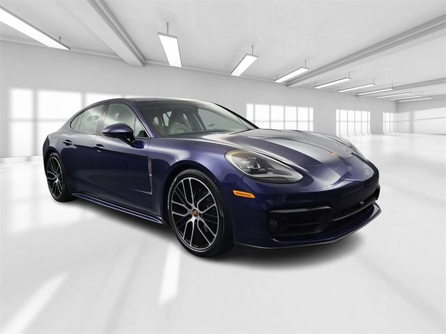 2023 Porsche Panamera 