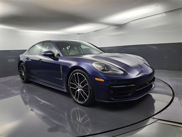 2023 Porsche Panamera 