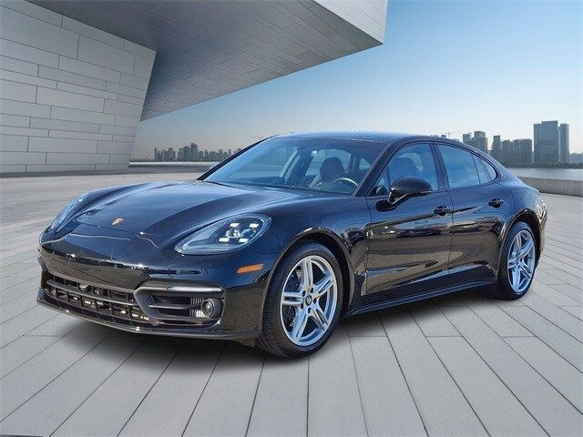 2023 Porsche Panamera 4