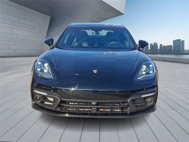 2023 Porsche Panamera 4