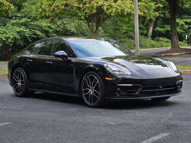 2023 Porsche Panamera Platinum Edition