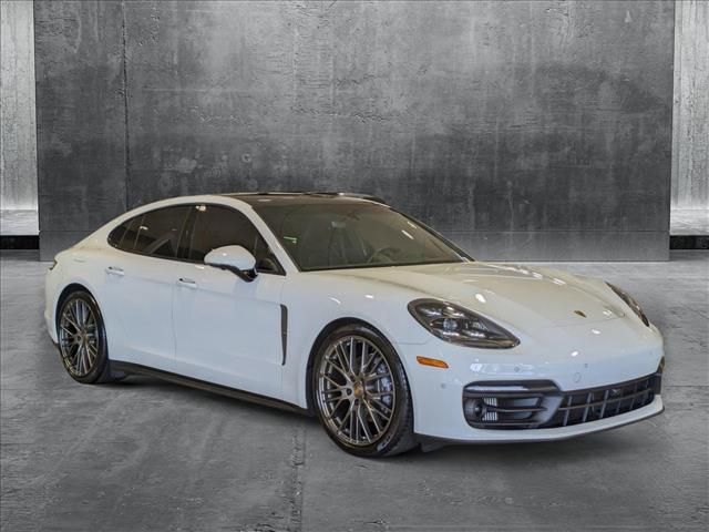 2023 Porsche Panamera Platinum Edition