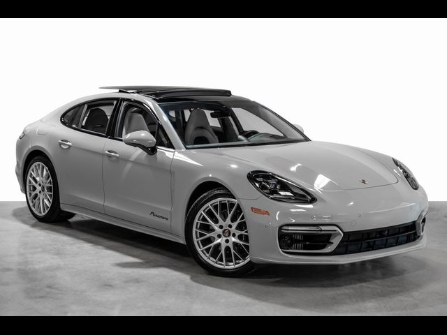 2023 Porsche Panamera Platinum Edition