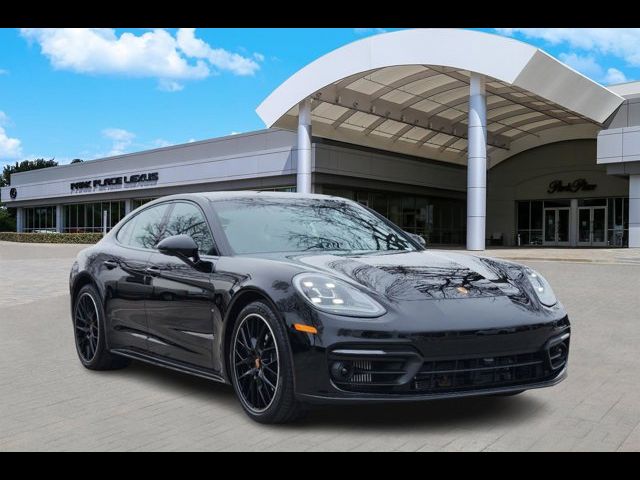 2023 Porsche Panamera Platinum Edition