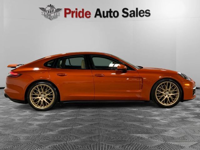 2023 Porsche Panamera Platinum Edition
