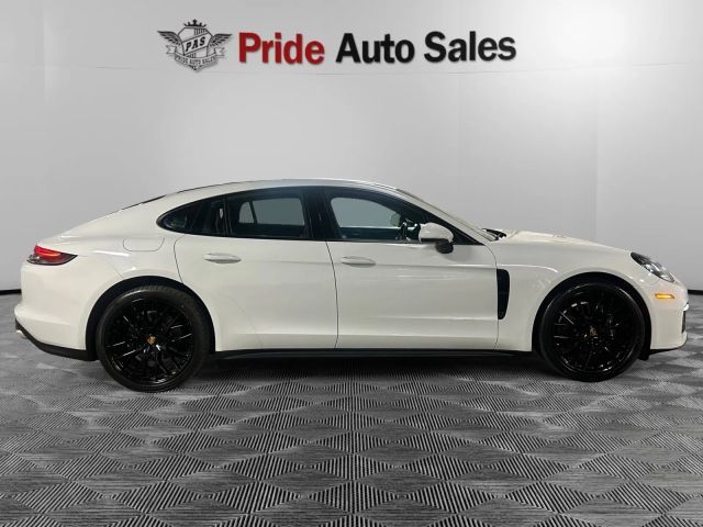2023 Porsche Panamera Platinum Edition