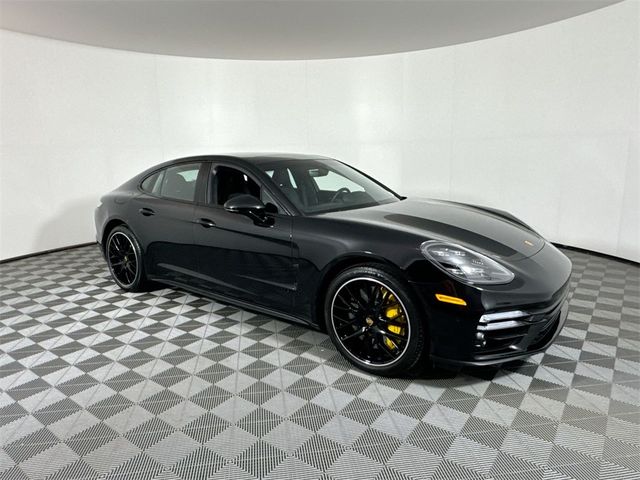 2023 Porsche Panamera Turbo S