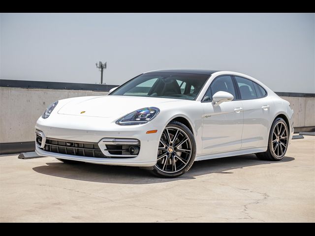 2023 Porsche Panamera 