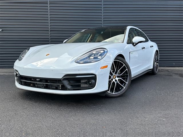 2023 Porsche Panamera 