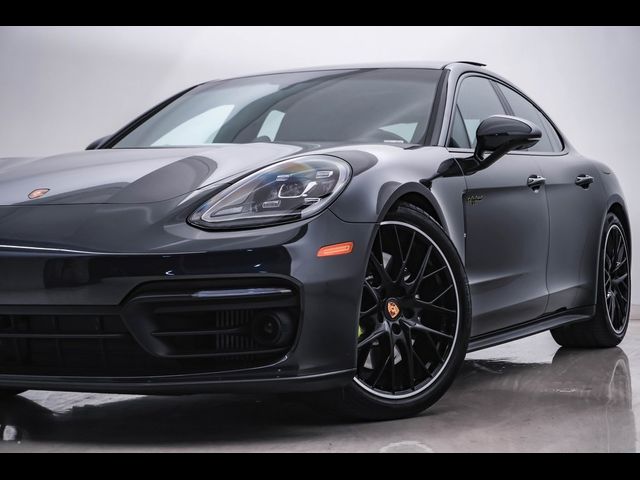 2023 Porsche Panamera 