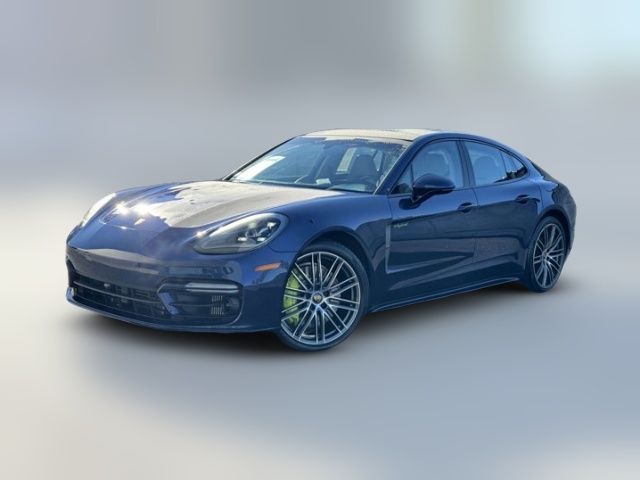 2023 Porsche Panamera E-Hybrid 4
