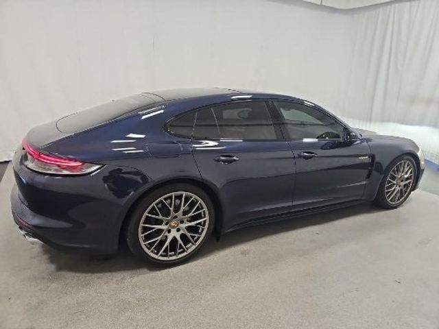 2023 Porsche Panamera E-Hybrid 4