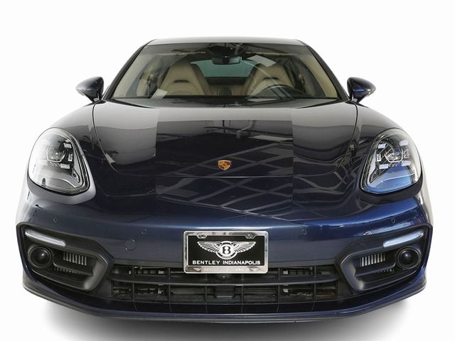 2023 Porsche Panamera E-Hybrid 4