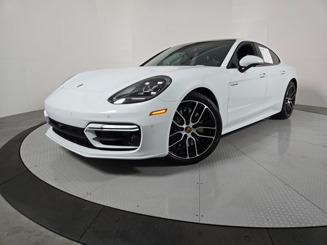 2023 Porsche Panamera 