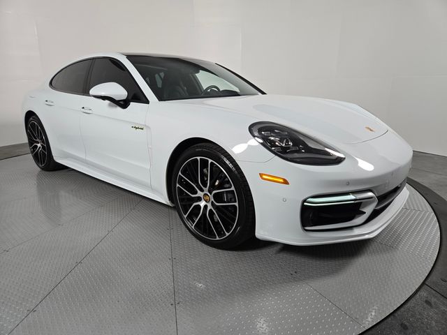 2023 Porsche Panamera 