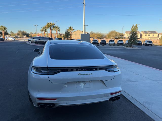 2023 Porsche Panamera 