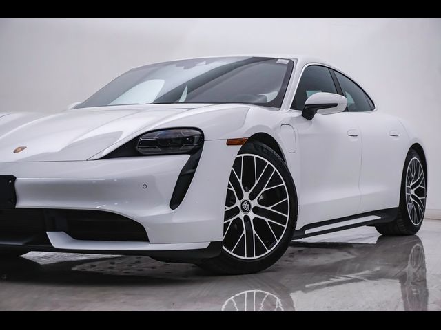 2023 Porsche Taycan 