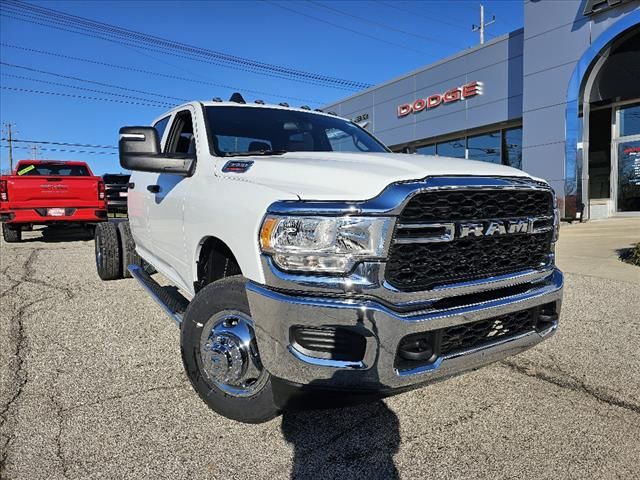 2023 Ram 3500 Tradesman