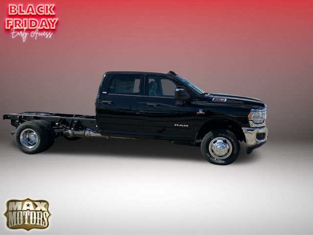 2023 Ram 3500 SLT